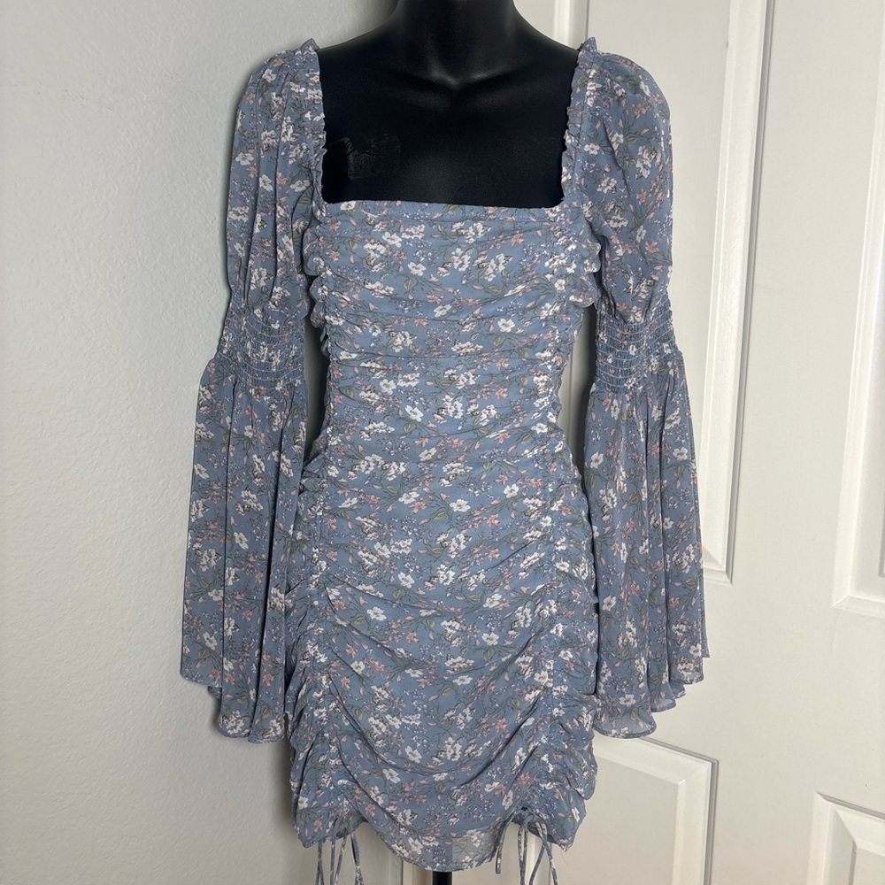 Elegant Floral Square Neck Mini Dress - Picture 10 of 11